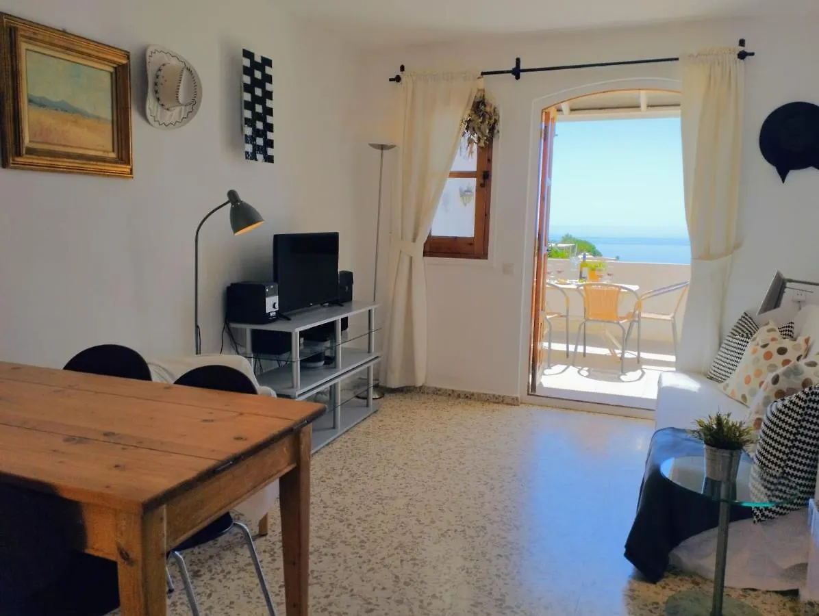 Lovely 2 Bedroom In Capuchinos, San Juan De Capistrano, Nerja Appartement