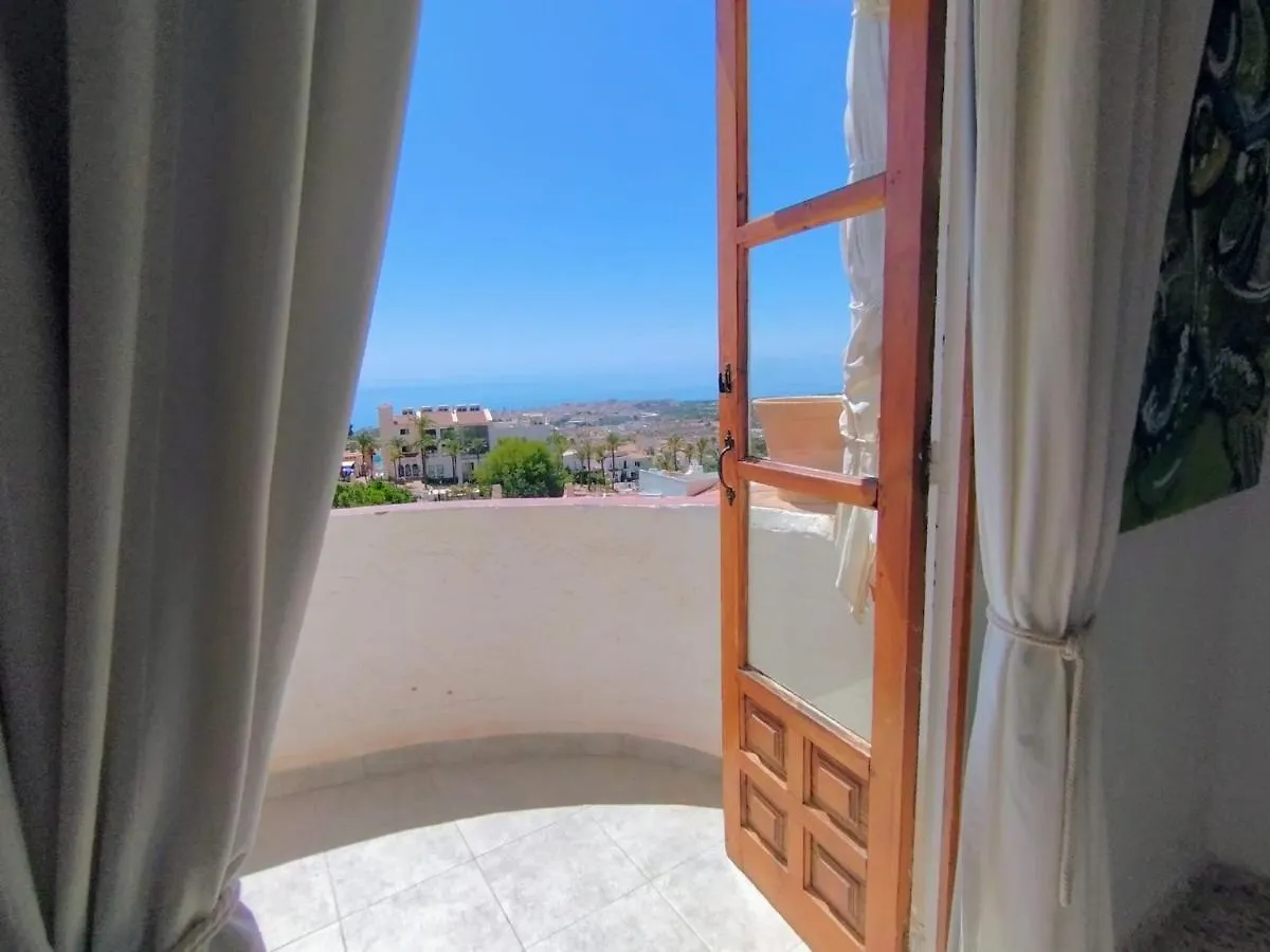 Lovely 2 Bedroom In Capuchinos, San Juan De Capistrano, Nerja