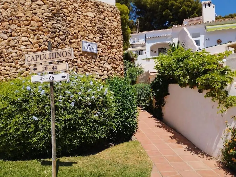Lovely 2 Bedroom In Capuchinos, San Juan De Capistrano, Nerja Apartment
