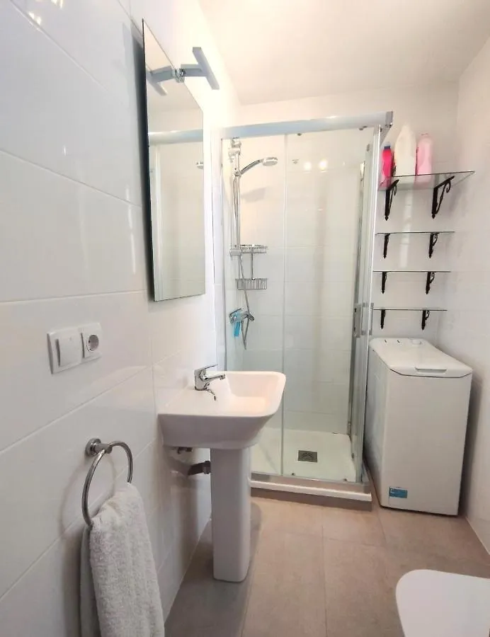 Apartment Lovely 2 Bedroom In Capuchinos, San Juan De Capistrano, Nerja Spain